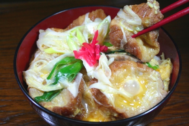 ご当地グルメ・登米の「油麩丼」!!