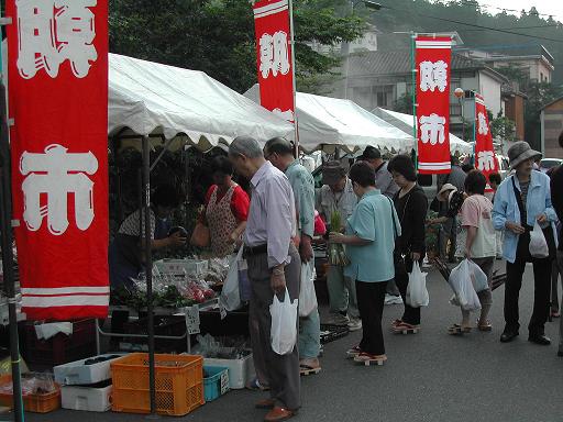 遠刈田温泉朝市